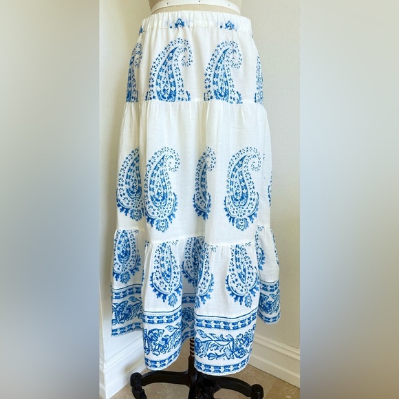 Lucky Brand Dresses & Skirts - Lucky Brand Midi , long summer Blue and White Paisley Skirt, Size S, 100%Cotton